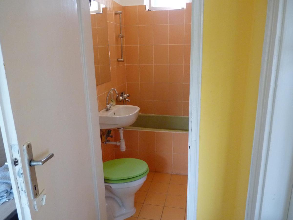 Zizi Apartman เดเบรตเซน ภายนอก รูปภาพ
