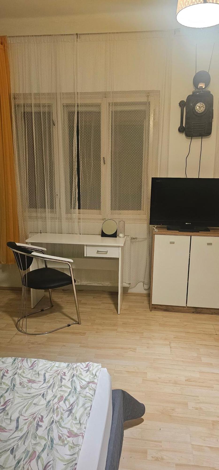 Zizi Apartman เดเบรตเซน ภายนอก รูปภาพ